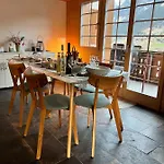 Spacious With Outstanding Views Direct Access Of Europe